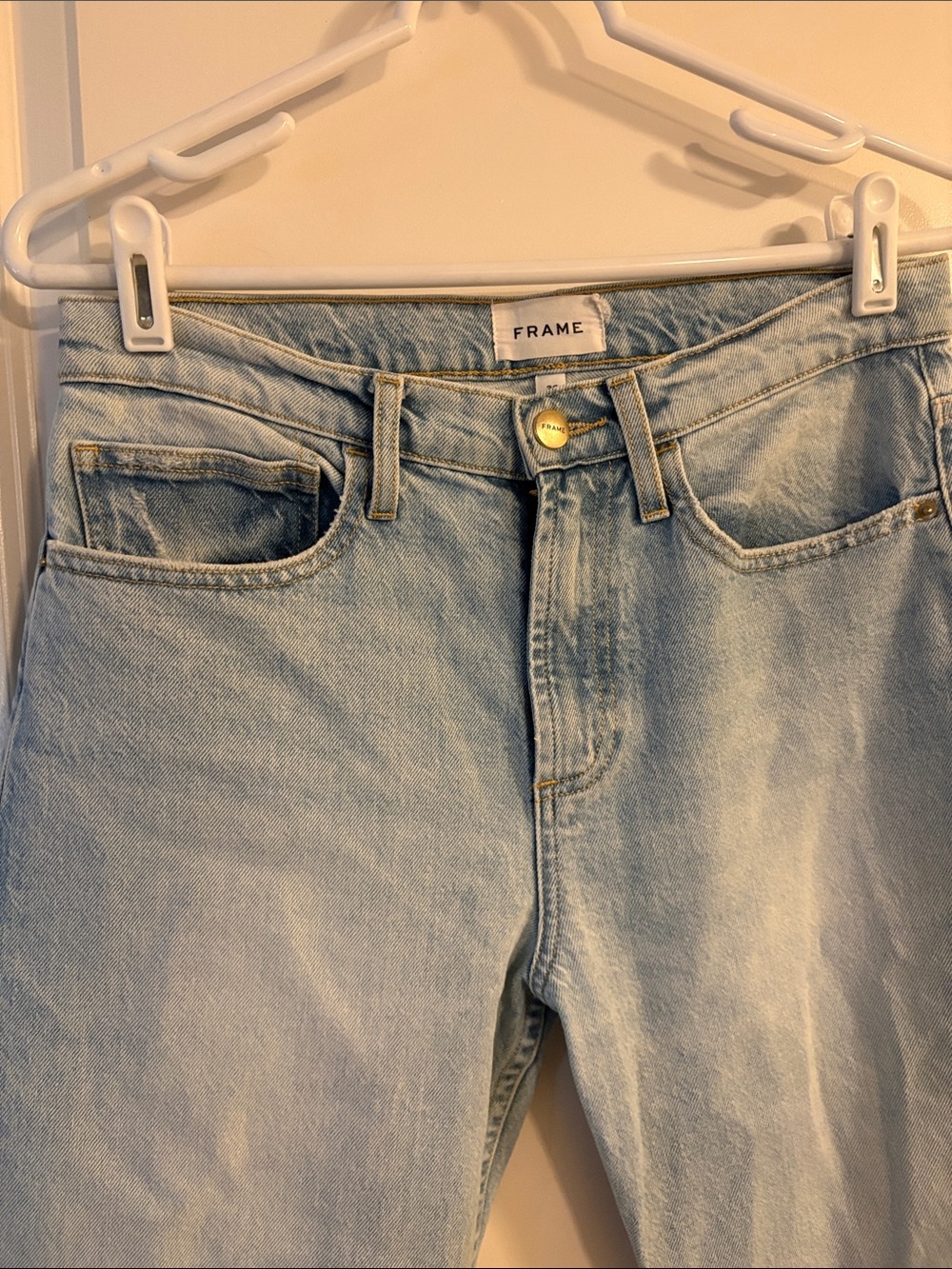 Frame Denim Light Blue Straight-Leg Jeans with Raw Hem - Accepting Offers! - Picture 3 of 6
